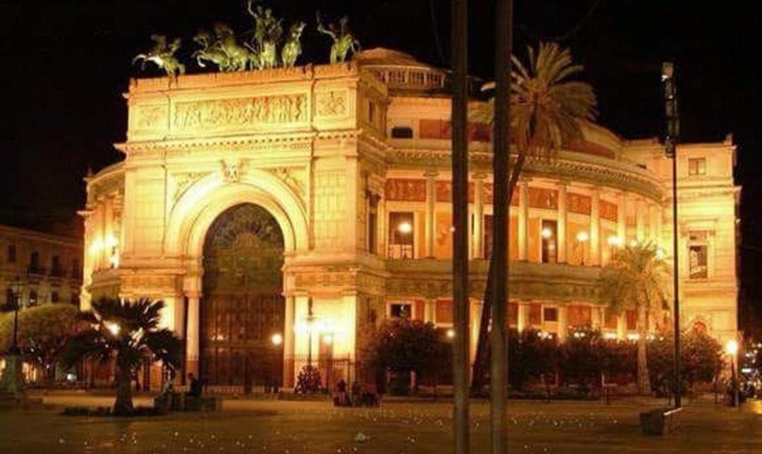 לינה וארוחת בוקר Palermo Centro Zoe מראה חיצוני תמונה