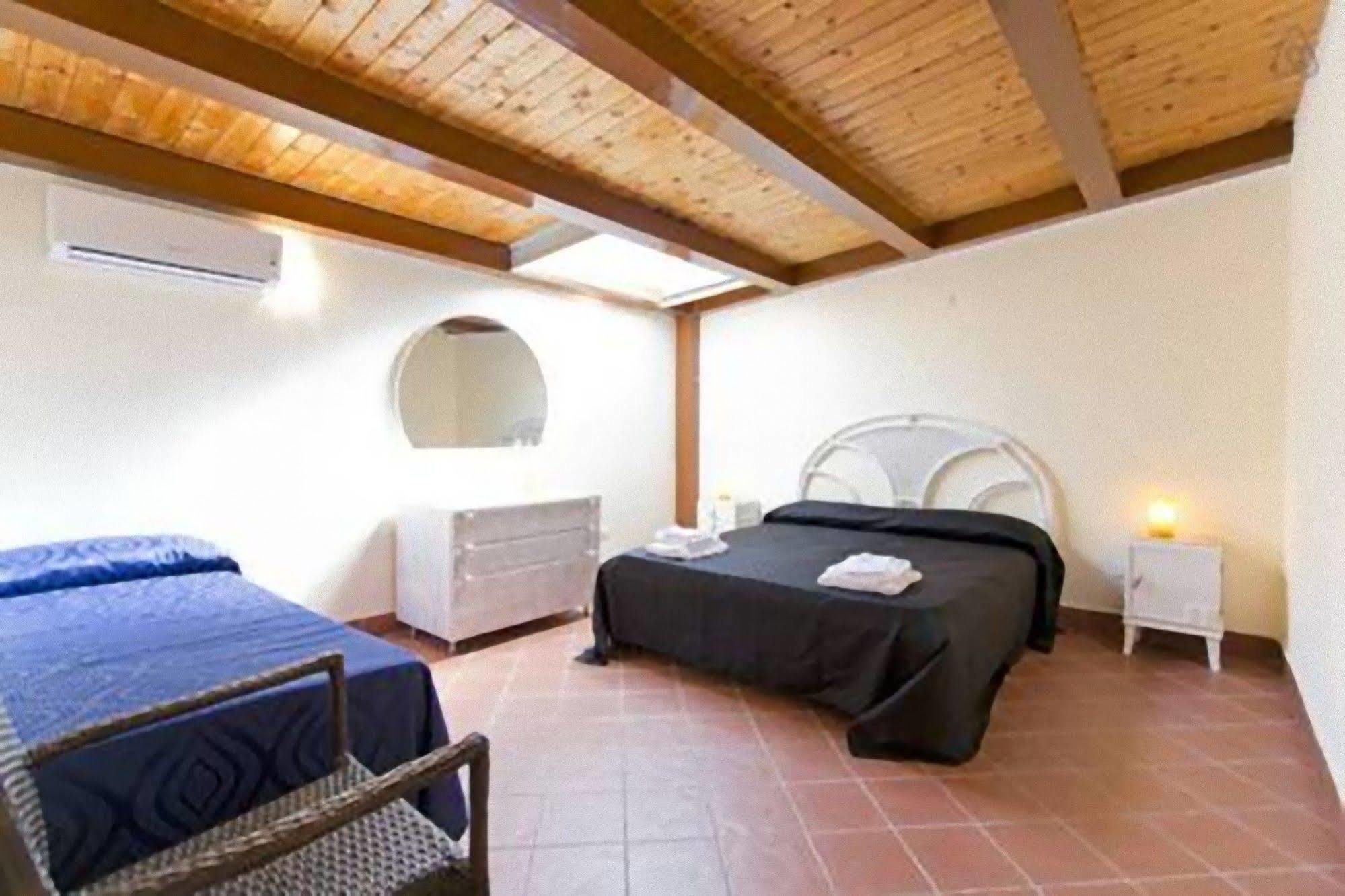 לינה וארוחת בוקר Palermo Centro Zoe מראה חיצוני תמונה